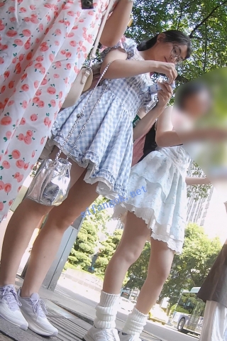 『D·D』-224-眼镜学生妹，蓝色格子连衣裙，浅紫内